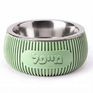 קערת Japandi בצבע ירוק פיסטוק עם שם הכלב בבולט בצבע הקערה – Petrix
